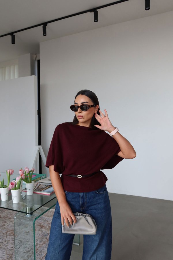 Kemer Detaylı Yarasa Kol Triko Kazak