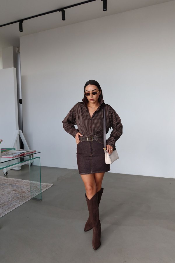 Kontrast Dikişli ve Yıkamalı Denim Mini Etek