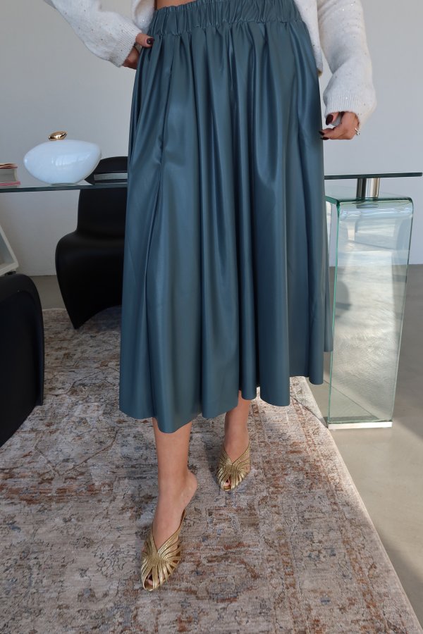 Beli Lastikli Pileli Uzun Deri Etek