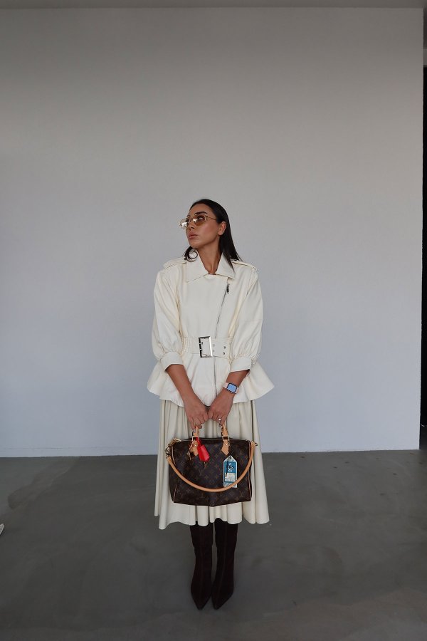 Beli Lastikli Pileli Uzun Deri Etek