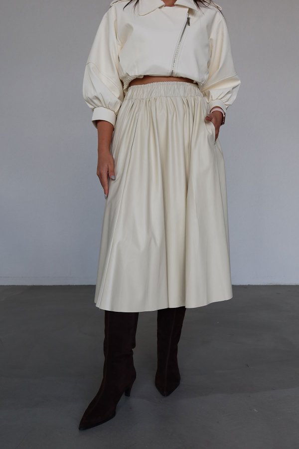 Beli Lastikli Pileli Uzun Deri Etek