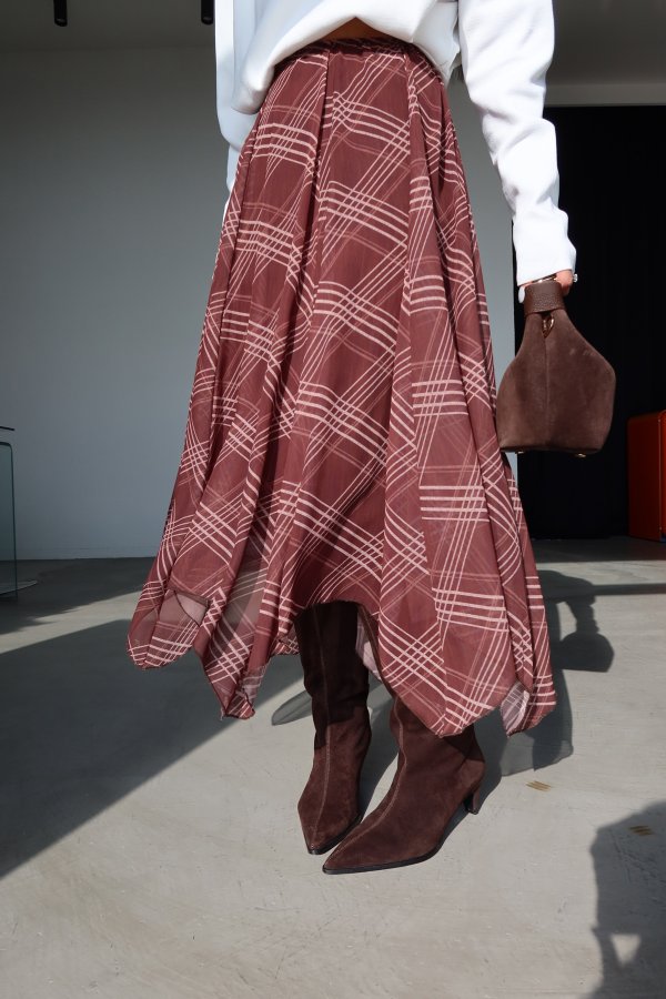 Altı Asimetrik Kesim Yatay Çizgili Etek