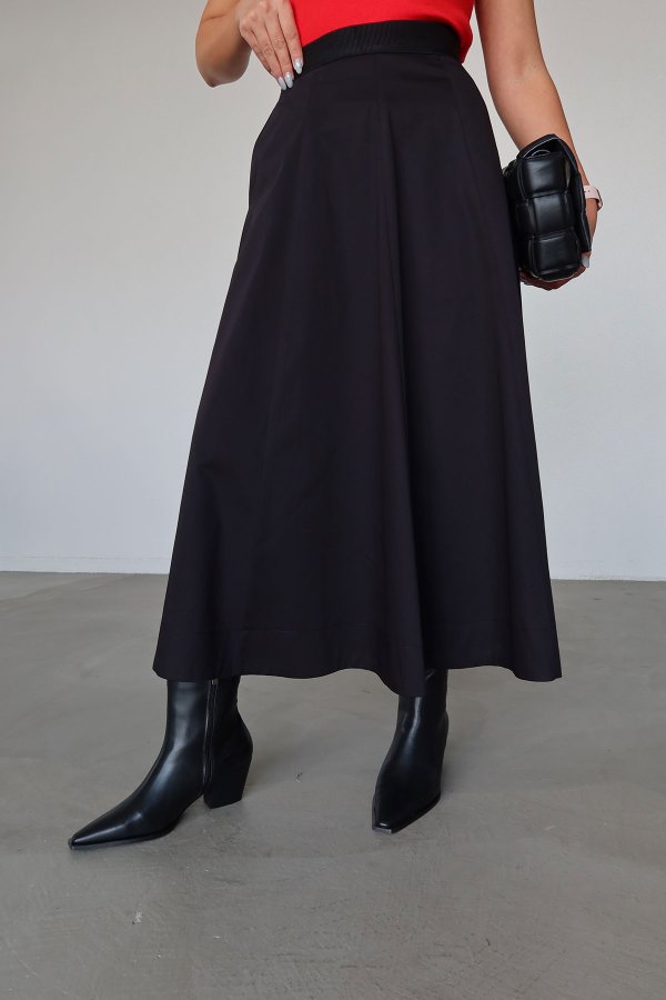 Beli Lastikli Uzun Çan Etek