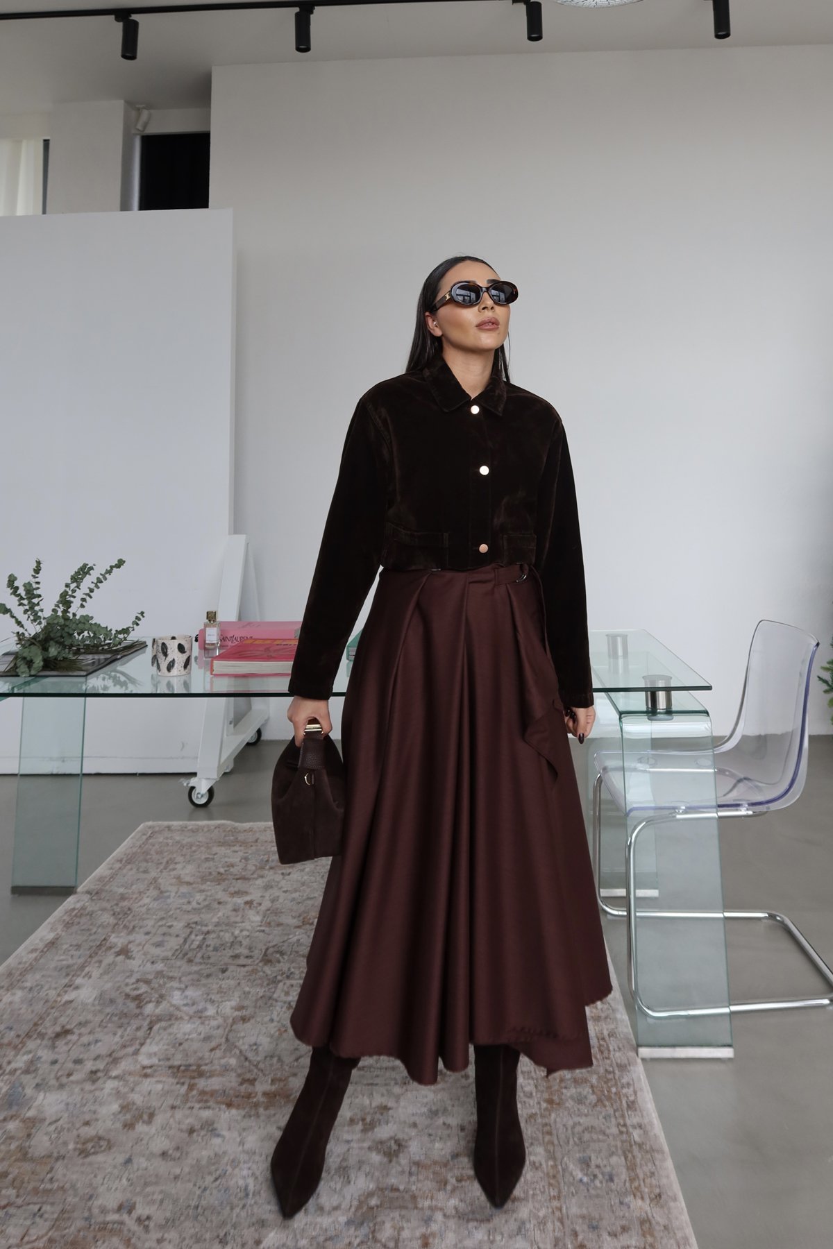 Pileli Düğme ve Kuşak Detaylı Etek