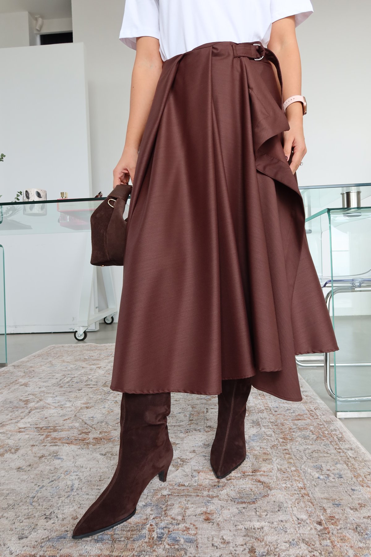 Pileli Düğme ve Kuşak Detaylı Etek