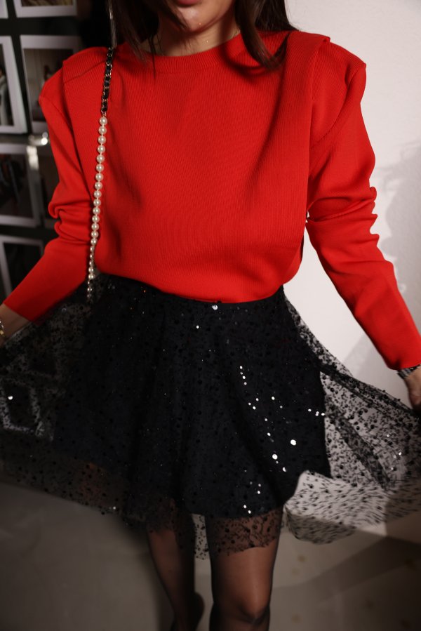 Omuzu Vatkalı Triko Kazak