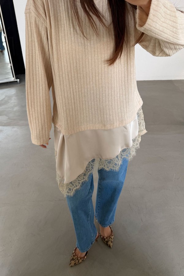 Altı Dantel Parçalı Fitilli Triko Bluz