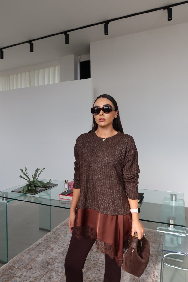 Altı Dantel Parçalı Fitilli Triko Bluz