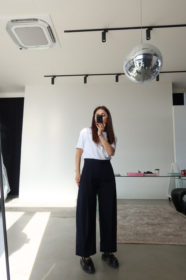 Pileli Geniş Kalıp Kumaş Pantolon