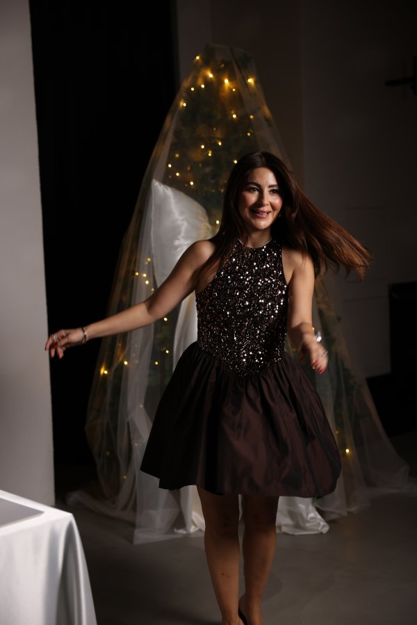 Üstü Pul Payet Altı Poplin Elbise