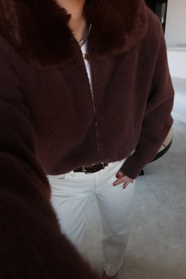 Yakası Kürklü Gizli Fermuarlı Yün Ceket