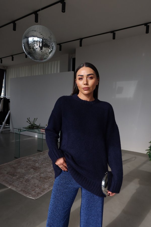 Fitilli Yaka Oversize Yün Kazak