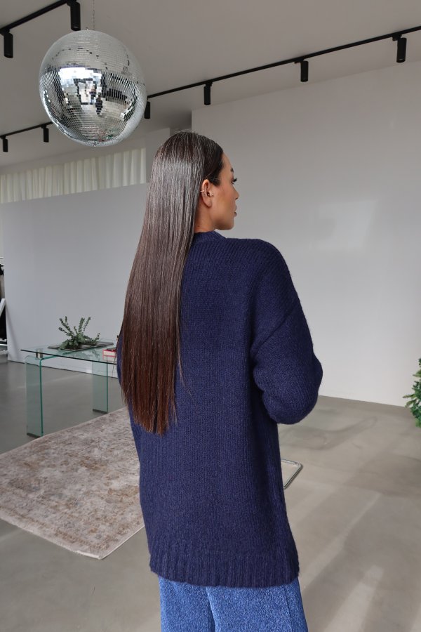 Fitilli Yaka Oversize Yün Kazak