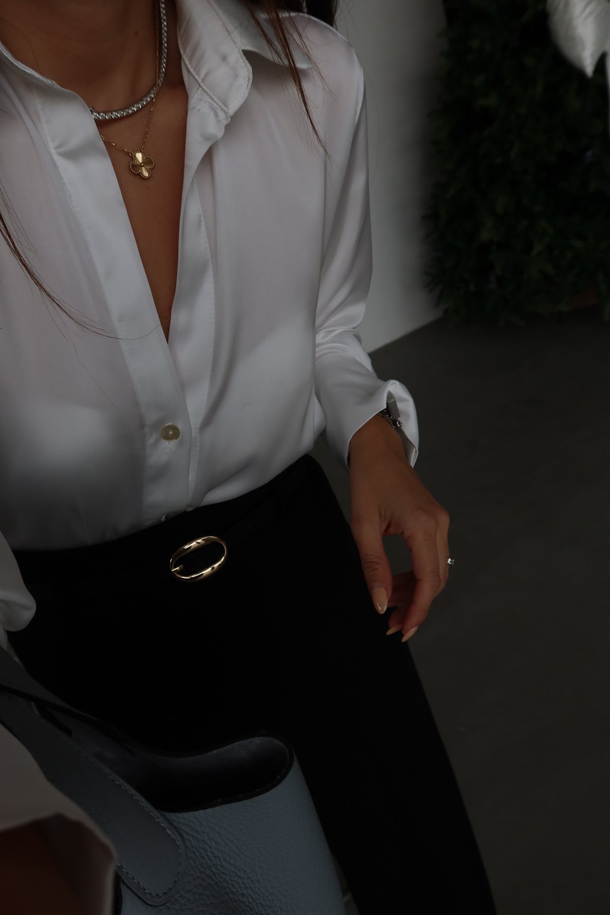 Önü Kısa Arkası Uzun Basic Saten Gömlek