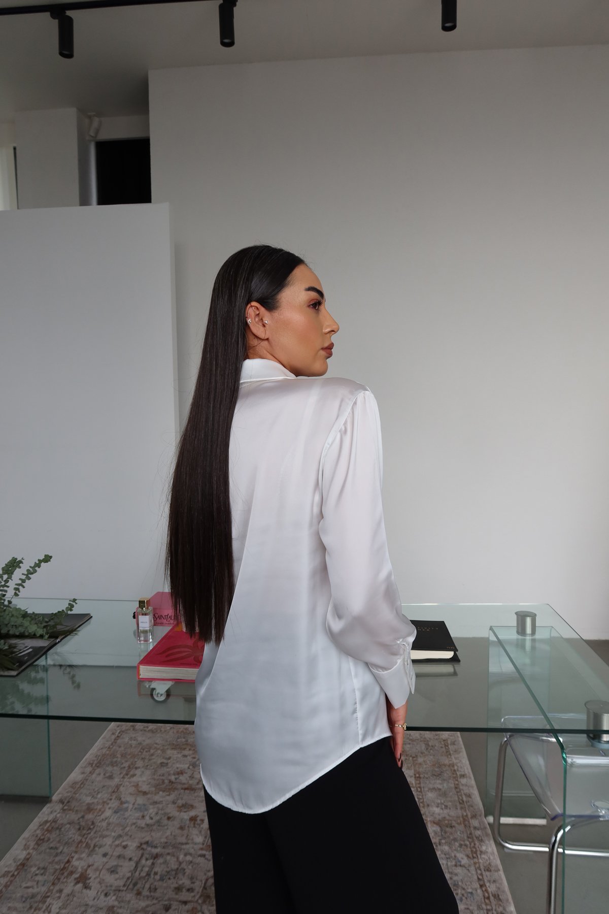 Önü Kısa Arkası Uzun Basic Saten Gömlek