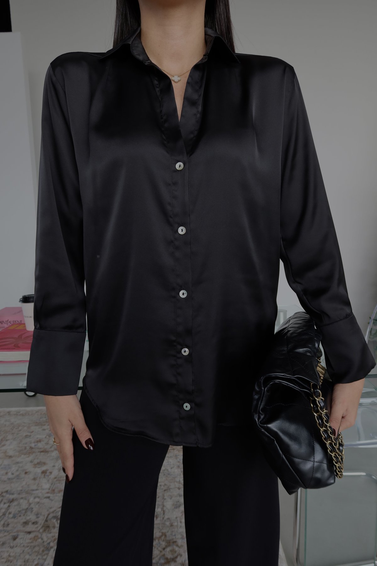 Önü Kısa Arkası Uzun Basic Saten Gömlek