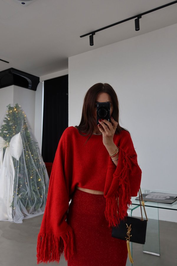 Kolları Püsküllü Oversize Kazak