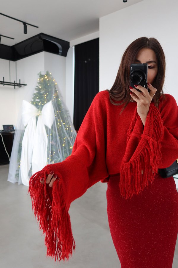 Kolları Püsküllü Oversize Kazak