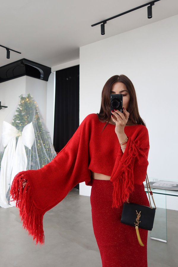 Kolları Püsküllü Oversize Kazak