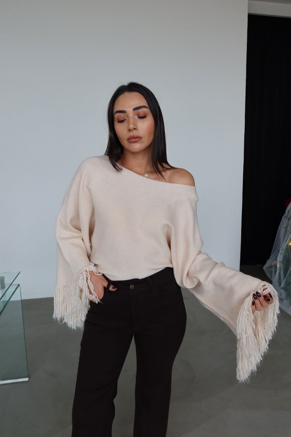 Kolları Püsküllü Oversize Kazak