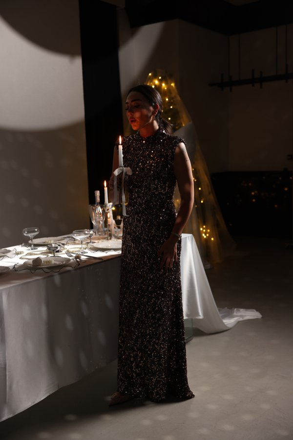 Kolsuz Pul Payetli Uzun Elbise