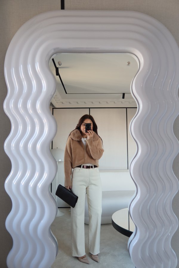 Paçası Kesik Süet Kemerli Jean