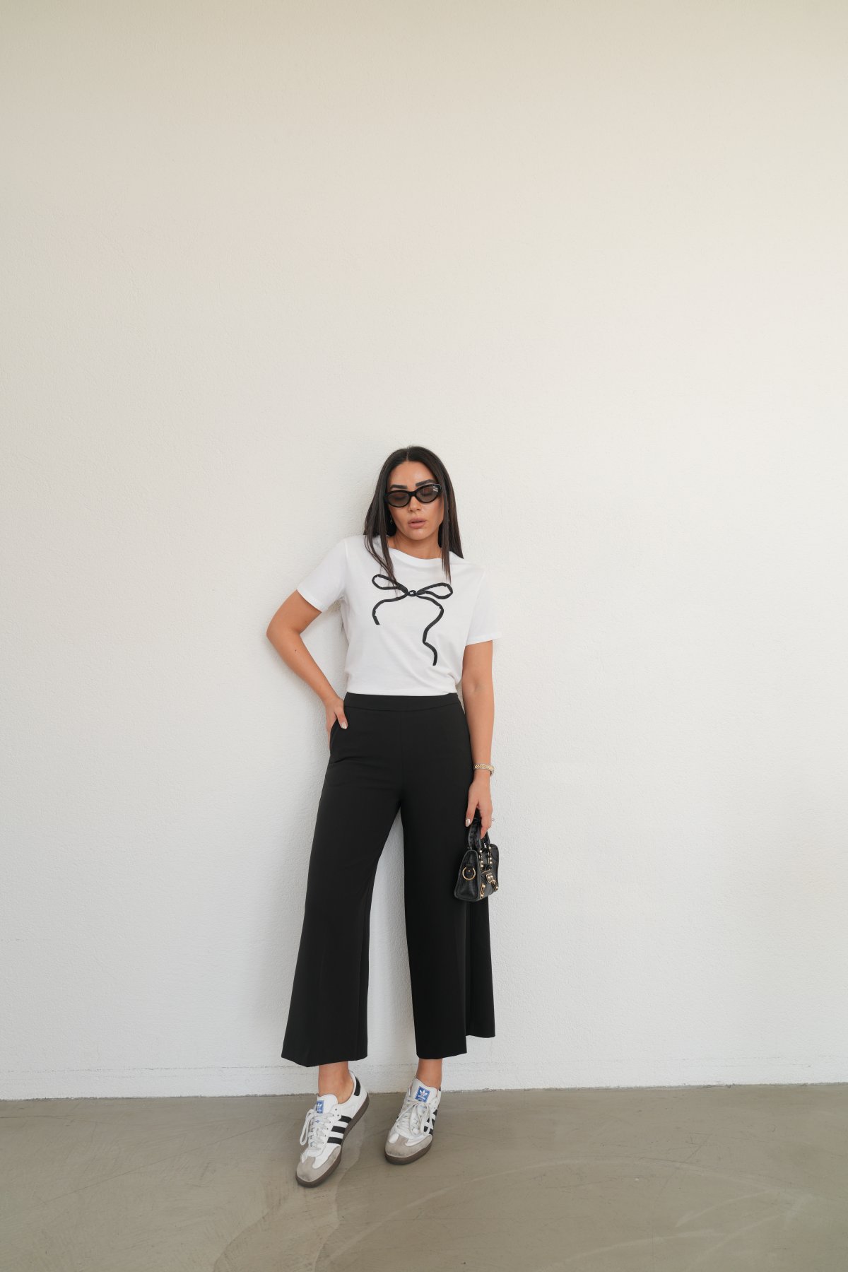 Yandan Fermuarlı Pileli Kumaş Pantolon