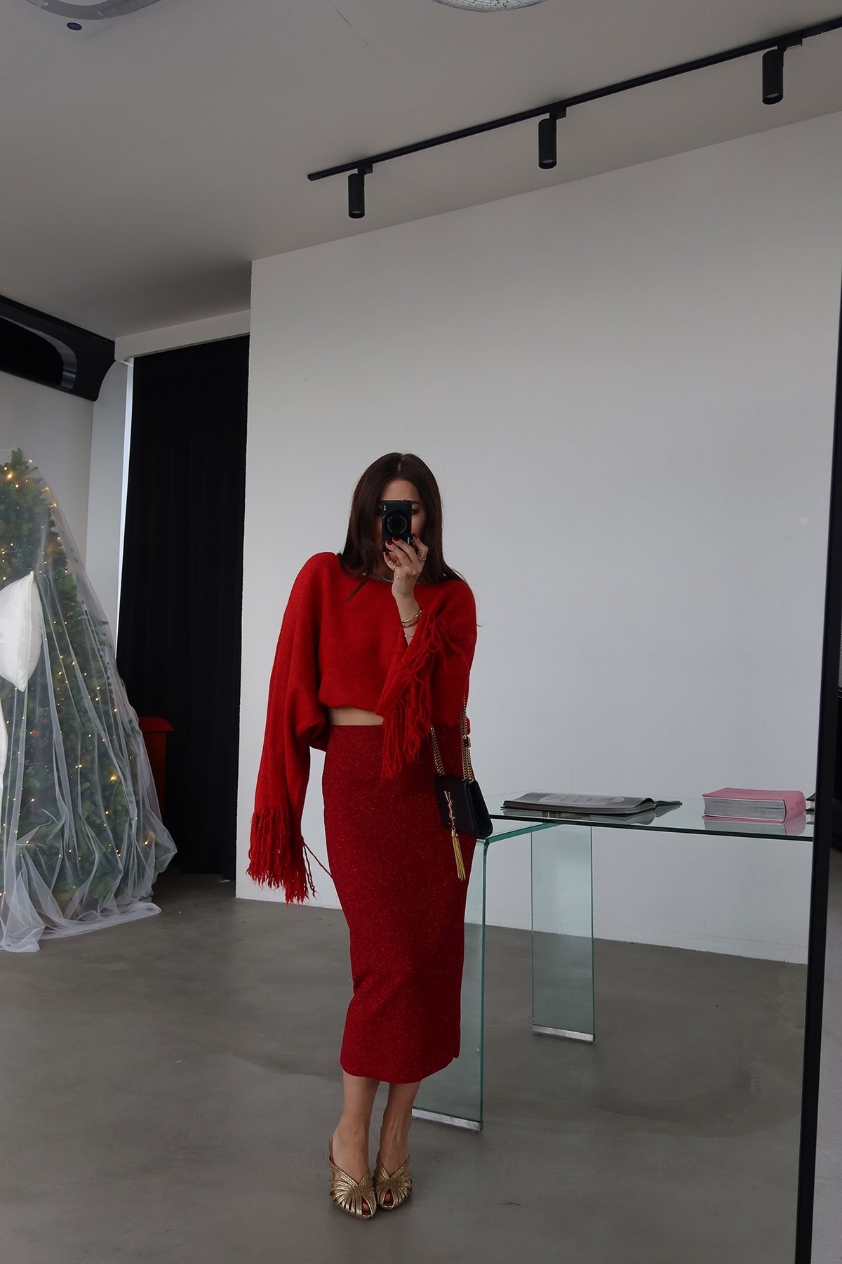 Yırtmaçlı Simli Kalem Etek