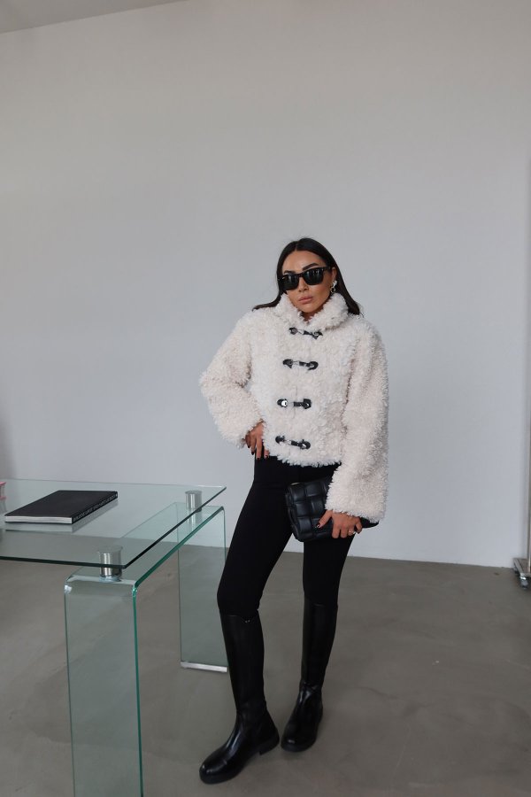 Beli Kemerli Tayt Pantolon