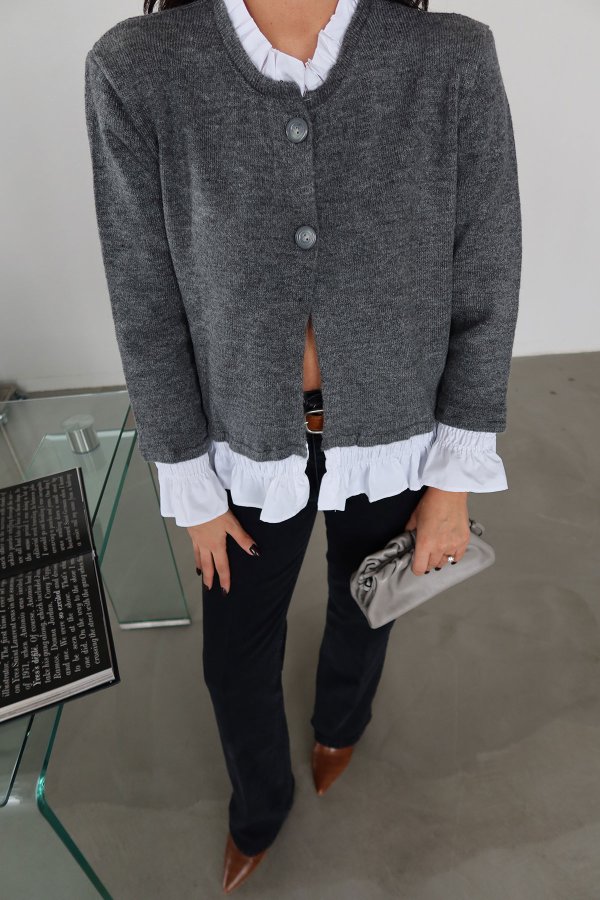 Poplin Detaylı Çift Düğmeli Hırka