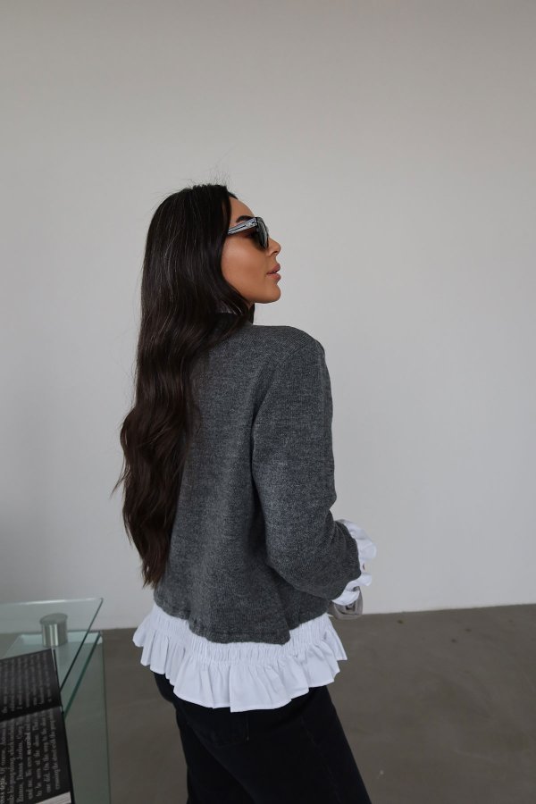 Poplin Detaylı Çift Düğmeli Hırka