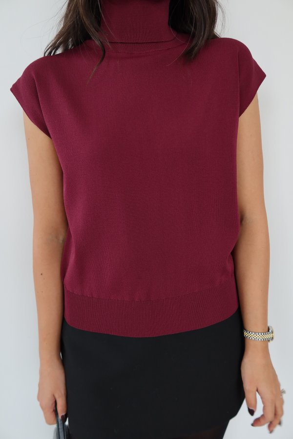 Balıkçı Yaka Kolsuz Triko Bluz