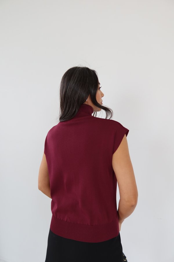 Balıkçı Yaka Kolsuz Triko Bluz