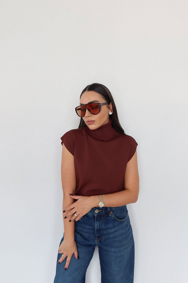 Balıkçı Yaka Kolsuz Triko Bluz