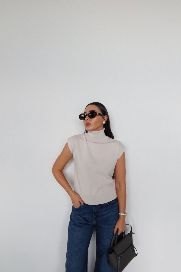 Balıkçı Yaka Kolsuz Triko Bluz