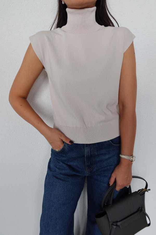 Balıkçı Yaka Kolsuz Triko Bluz