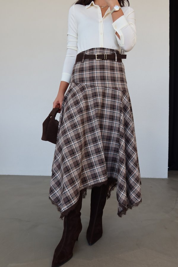 Etek Ucu Dantelli Asimetrik Kesim Ekoseli Etek