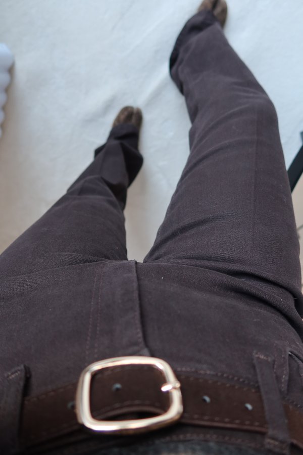 Süet Kemerli Straight Jean