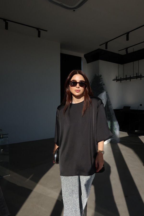 Ö.Ö Omuzu Vatkalı Premium Saten Bluz