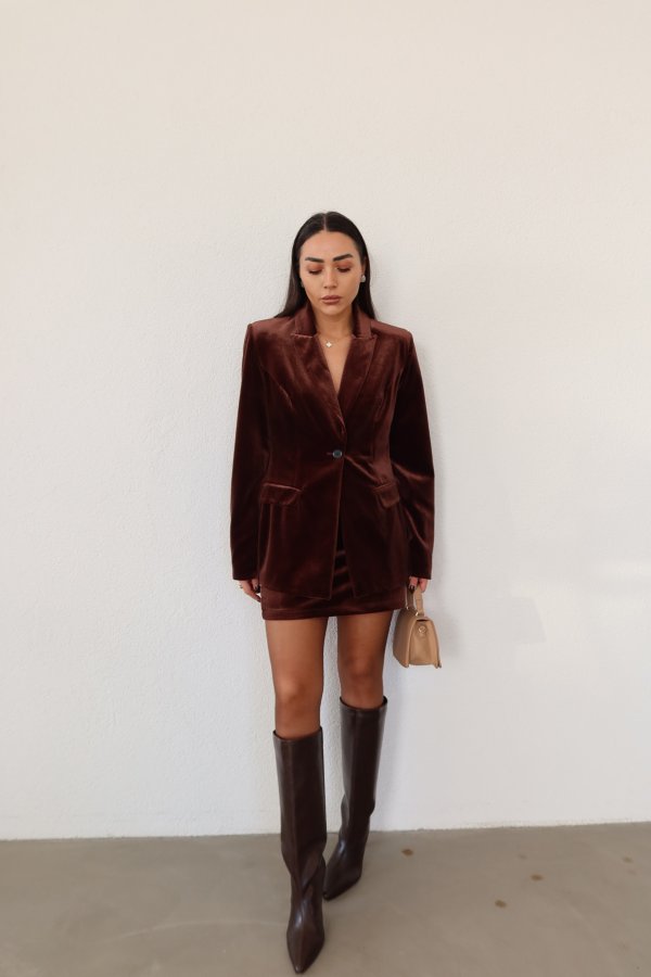 Arkası Fermuarlı Mini Kadife Etek