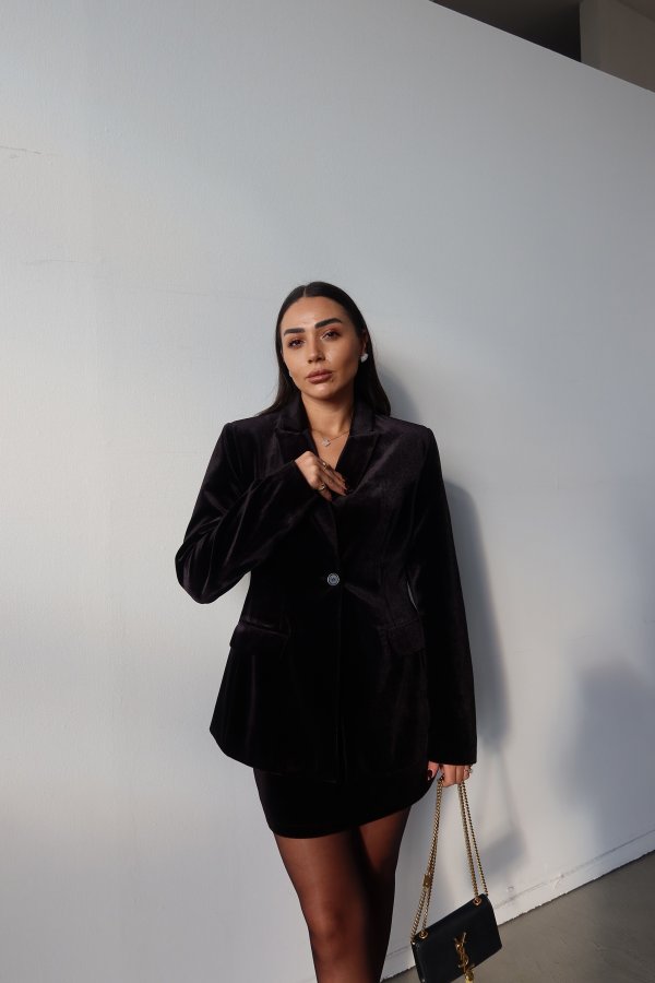 Arkası Fermuarlı Mini Kadife Etek