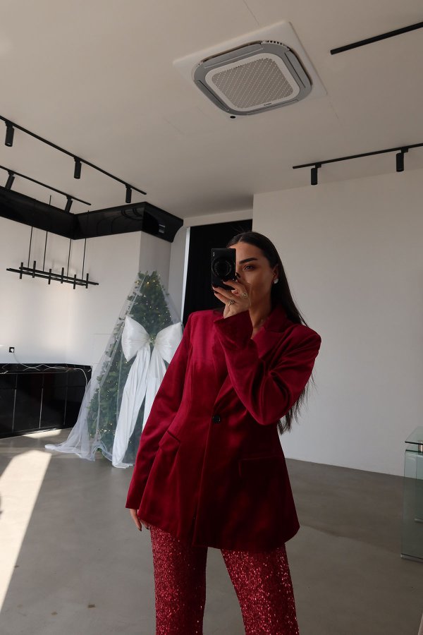 Omuzu Vatkalı Tek Düğmeli Kadife Ceket