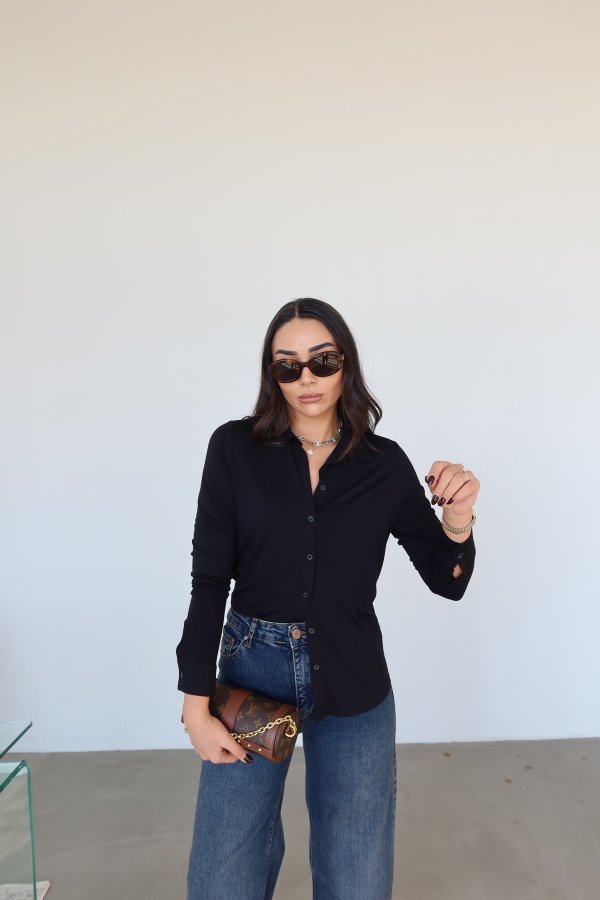 Yumuşak Dokulu Basic Gömlek