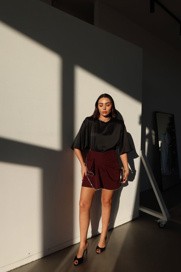 Önü Taş Detaylı Tasarım Şort Etek