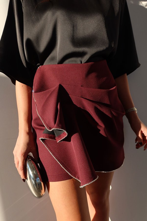 Önü Taş Detaylı Tasarım Şort Etek