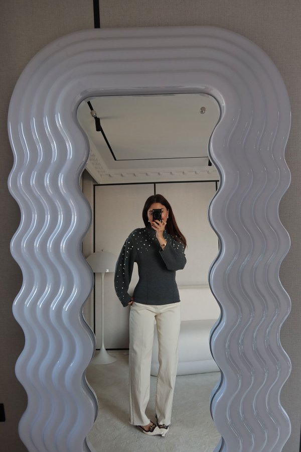 İncili Dikiş Detaylı Triko Bluz