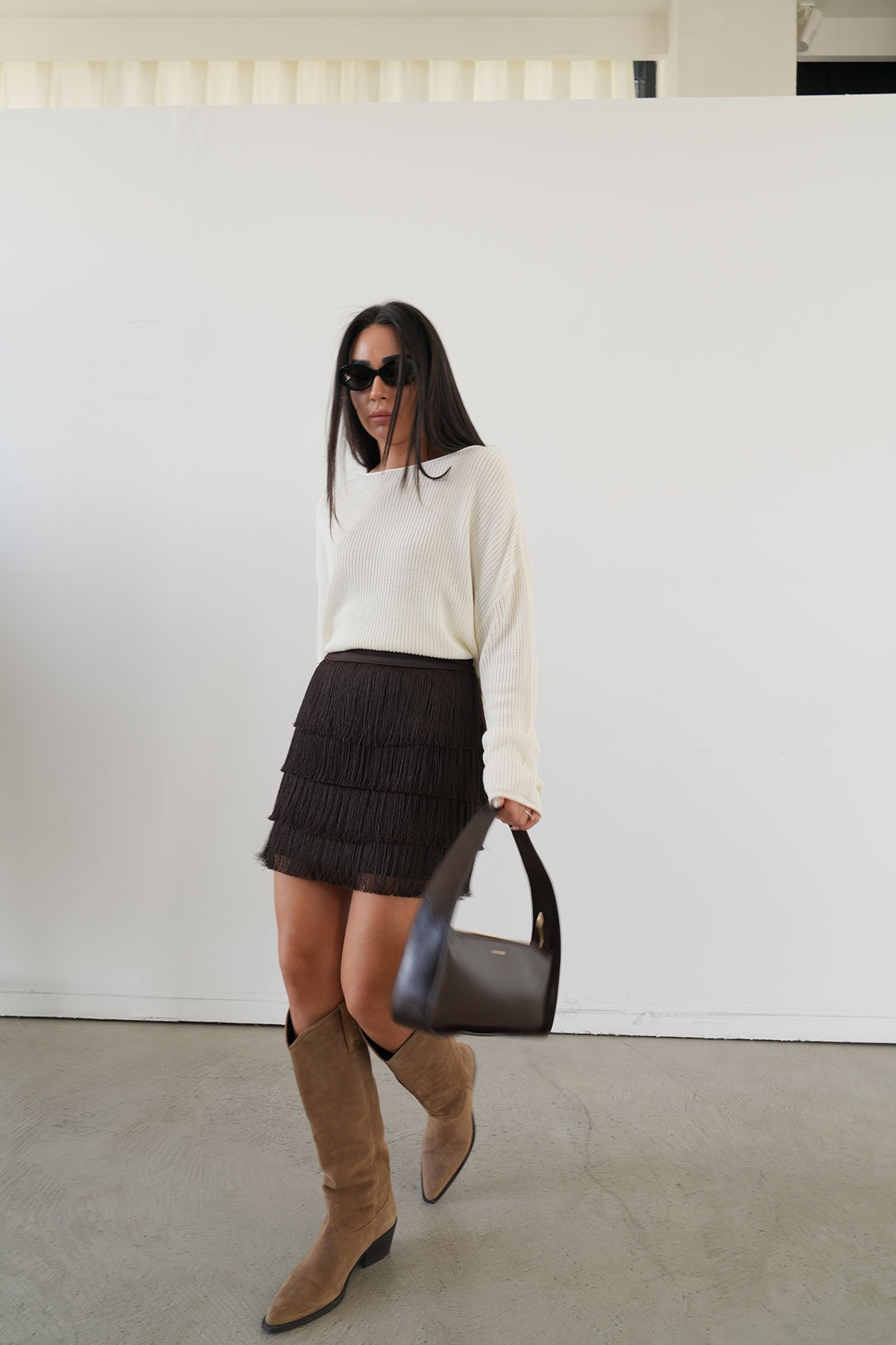 Püsküllü Mini Saten Etek