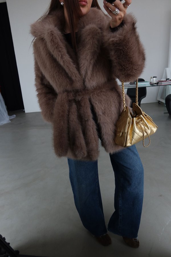 Kruvaze Yaka Kendinden Kuşaklı Kürk Ceket