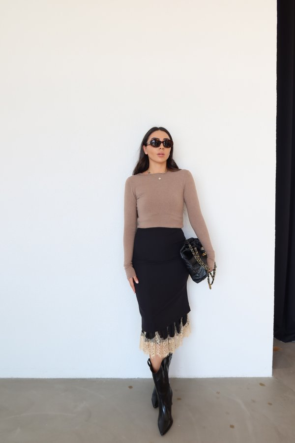 Altı Dantelli Kalem Etek