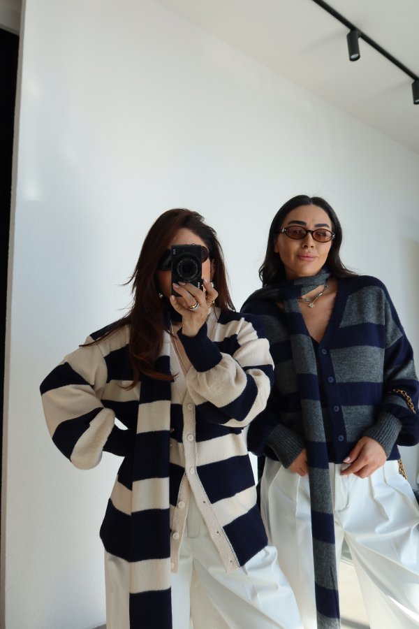 Çizgili Atkılı Triko Hırka